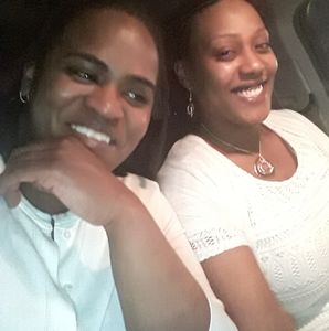 Meet your Posher, Joy